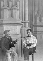 1 - Josep Casals Cirera, l’Hereu Mill, i Joan Toma?s. Missio? nu?m. 19, a la Casa de Caritat de Barcelona, el 1926. Fons JTP 