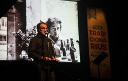 ovidi20anys - Carlos Benito