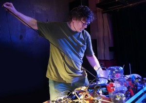 2025 LEM Das Synthetische Mischgewebe