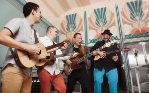 C4 TrÃo by Jose Alejandro Gonzalez